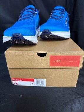 Altra Men's Paradigm 7 Running Shoes - Bright Blue with White Midsole